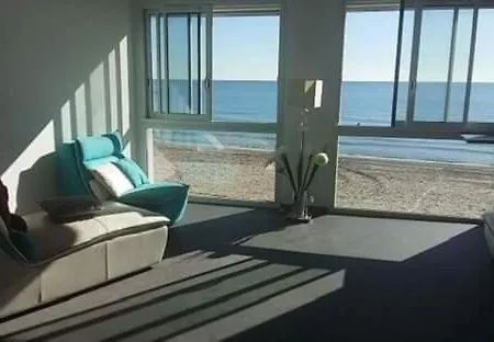 Les Sirenes Apartment